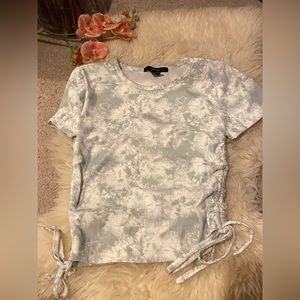 *NWOT* Marbled Cropped Tee